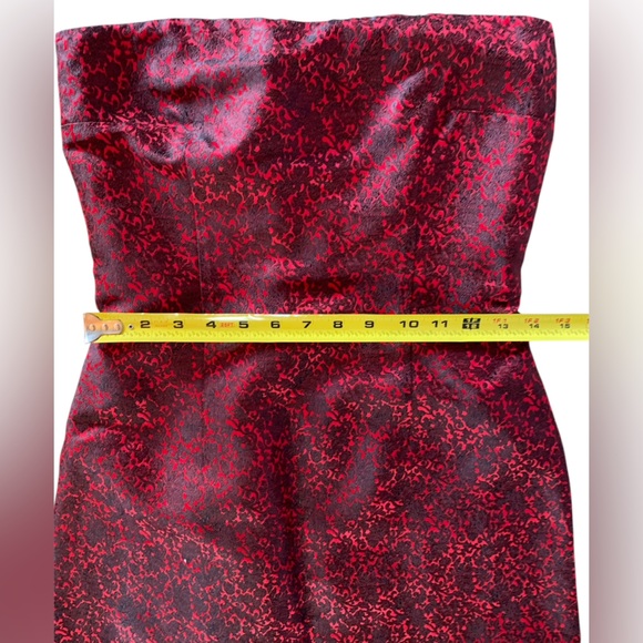 Formal women’s mini dress size 6 strapless red black brocade jacquard gothic - Picture 12 of 13